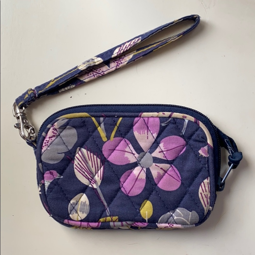 vera bradley wristlet